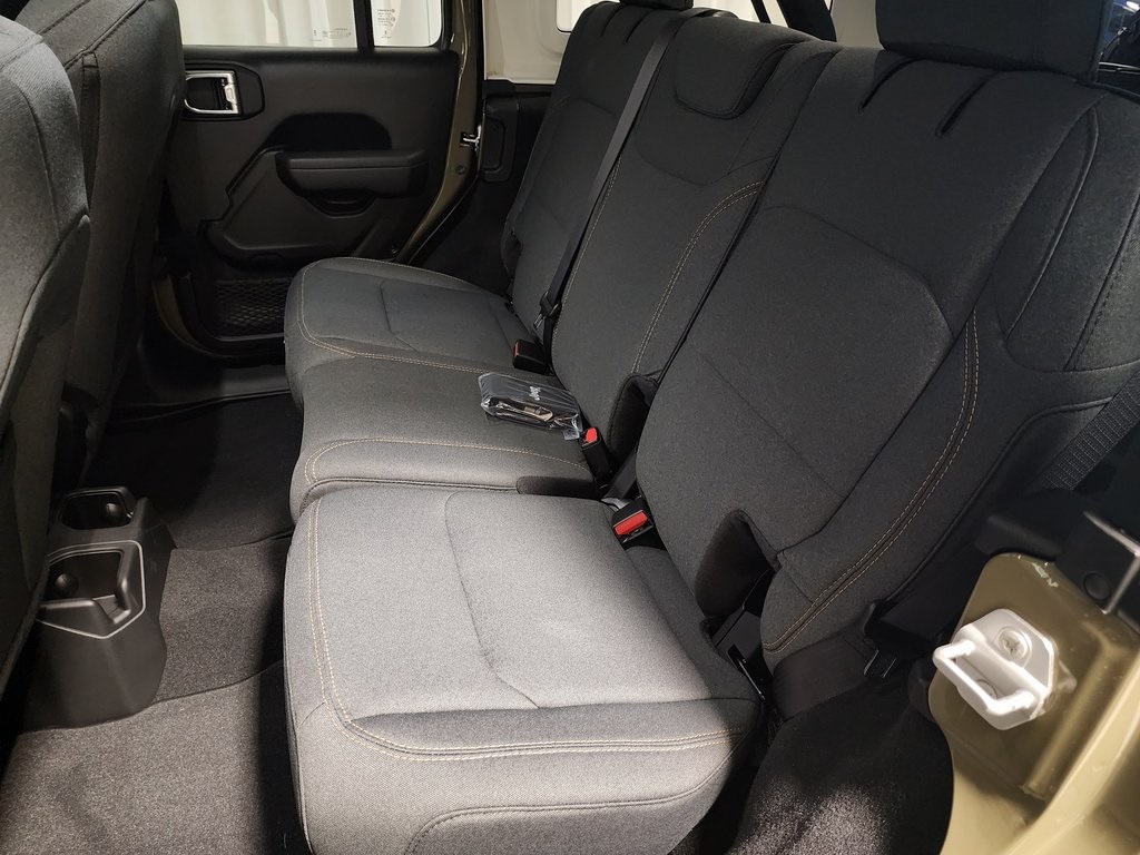 new 2025 Jeep Wrangler car, priced at $45,499