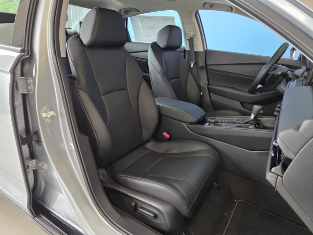 new 2025 Honda Accord Hybrid car, priced at $40,450