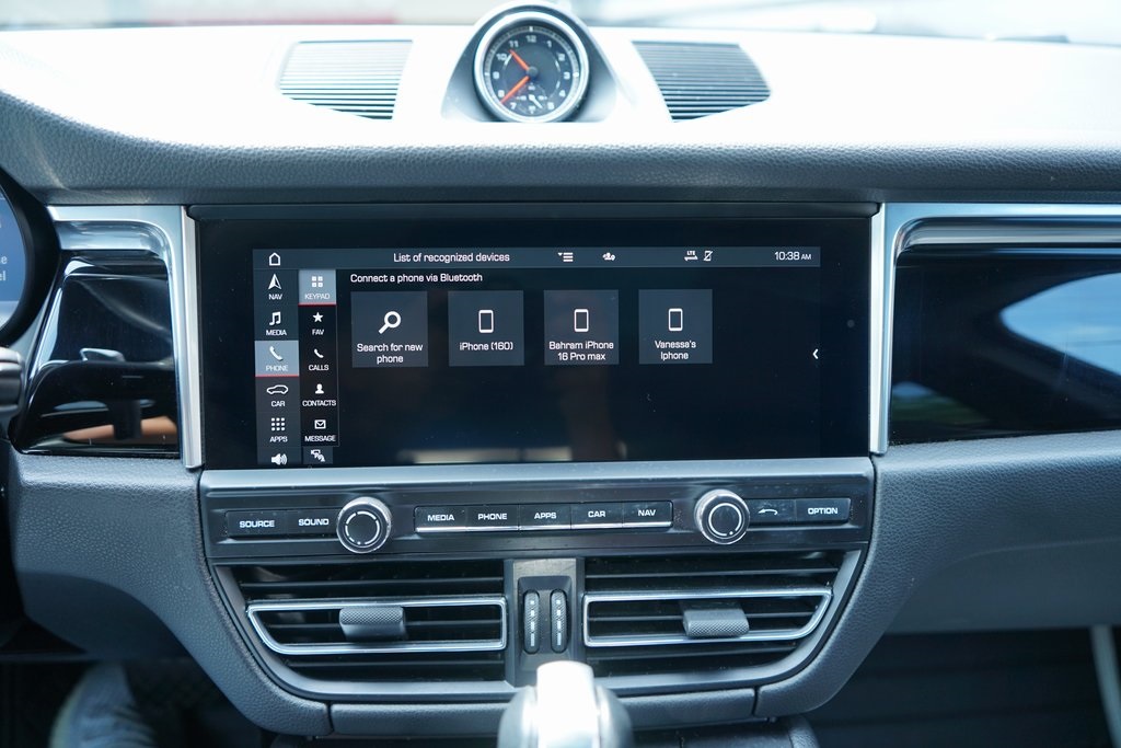 used 2020 Porsche Macan car, priced at $19,095