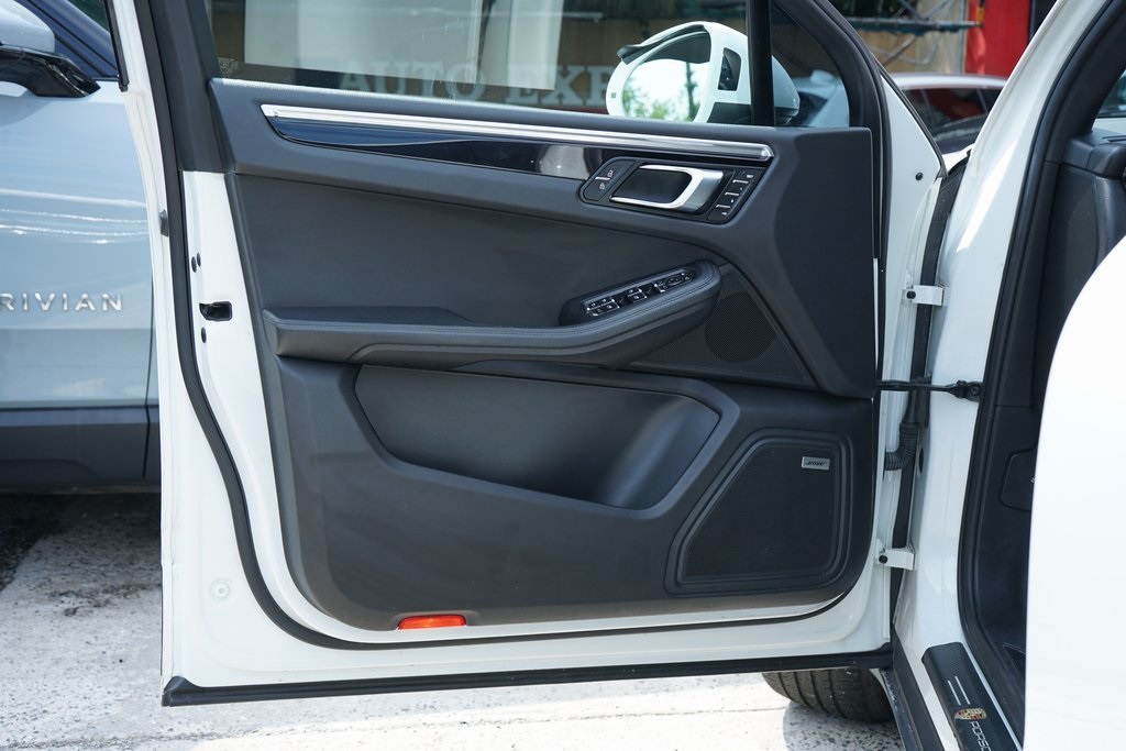used 2020 Porsche Macan car, priced at $19,095