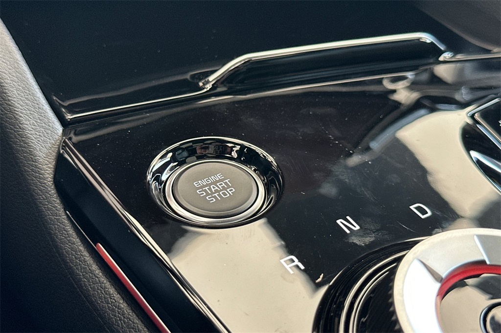 new 2025 Kia Sportage Plug-In Hybrid car, priced at $46,055