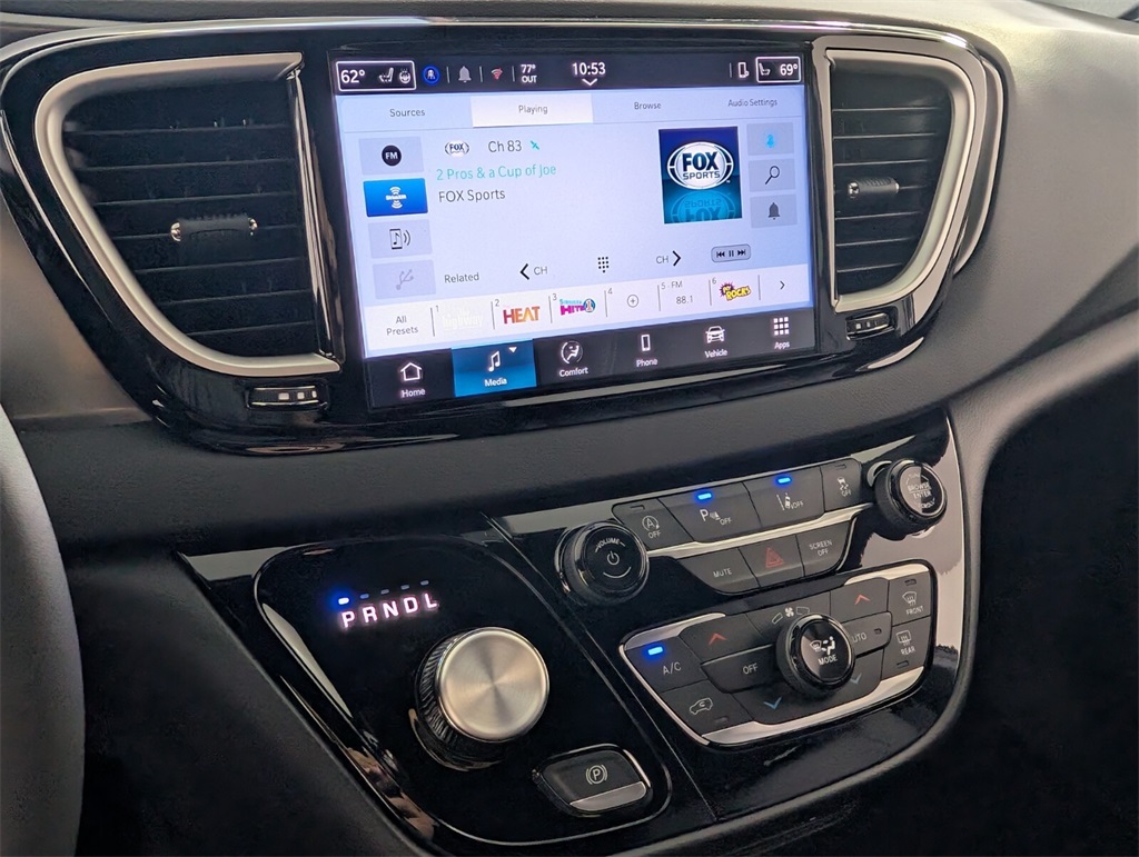 new 2025 Chrysler Voyager car, priced at $39,403