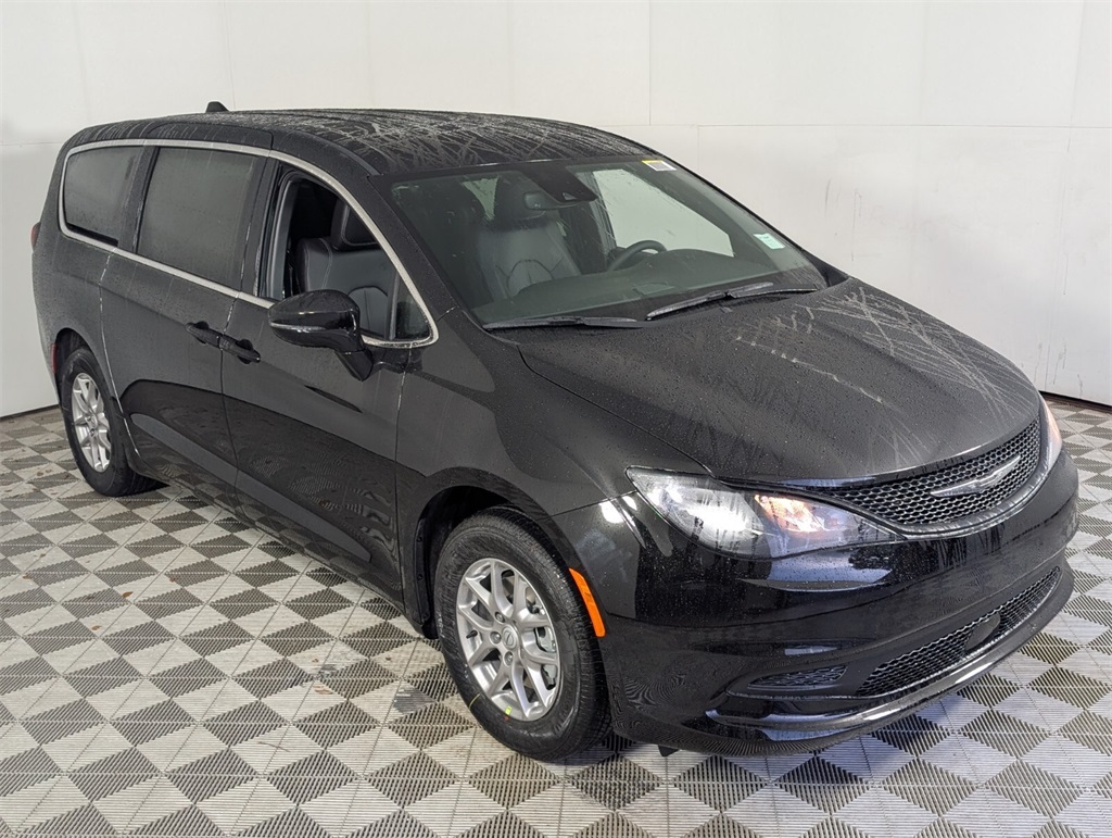 new 2025 Chrysler Voyager car, priced at $39,403