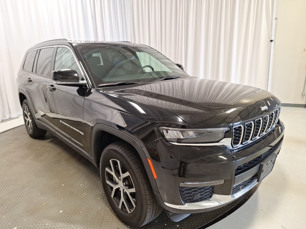 used 2024 Jeep Grand Cherokee L car, priced at $34,777