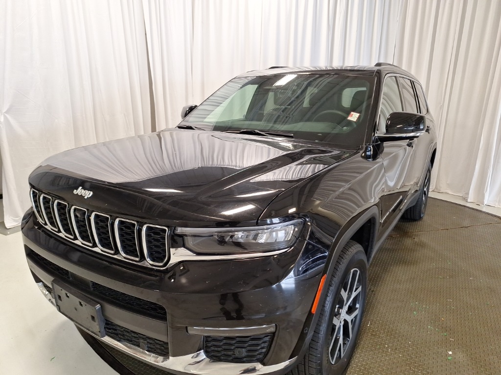 used 2024 Jeep Grand Cherokee L car, priced at $34,777