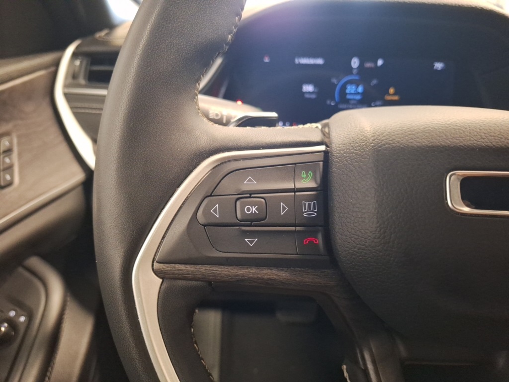 used 2024 Jeep Grand Cherokee L car, priced at $34,777