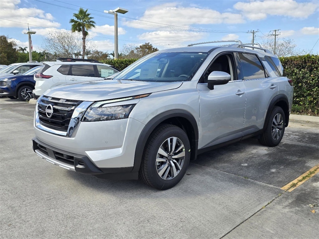 new 2025 Nissan Pathfinder car, priced at $36,100