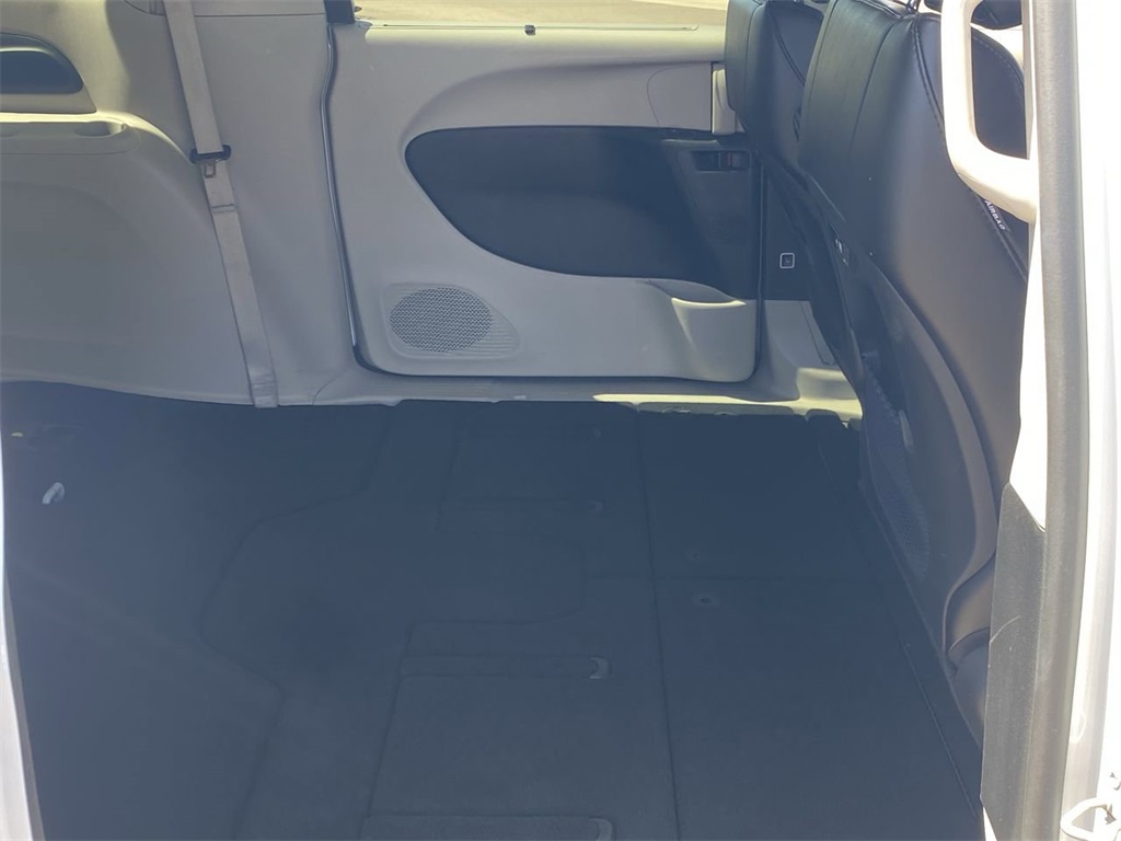 used 2023 Chrysler Pacifica car, priced at $21,991