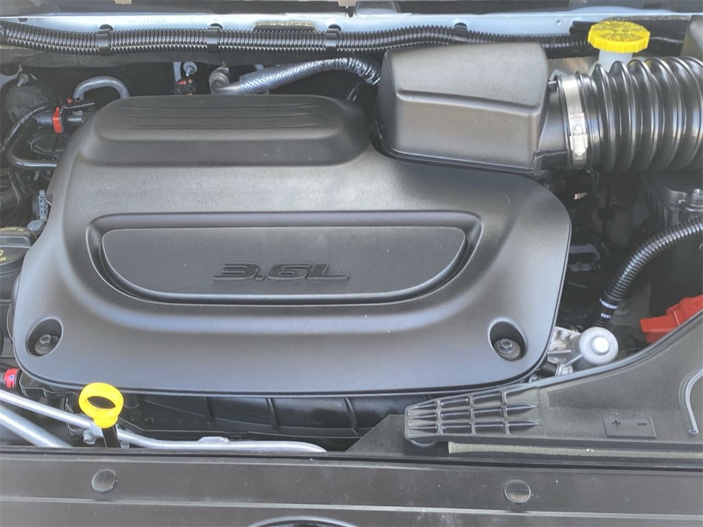 used 2023 Chrysler Pacifica car, priced at $21,991