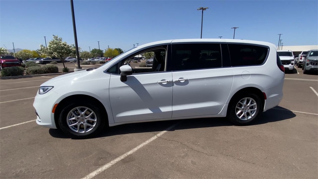 used 2023 Chrysler Pacifica car, priced at $21,991