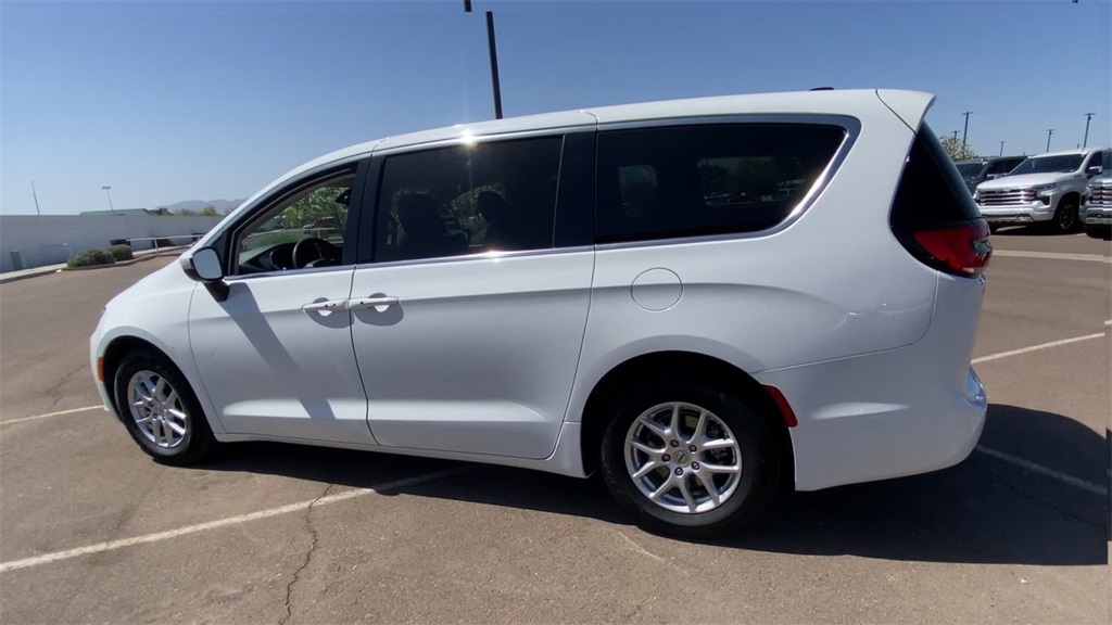 used 2023 Chrysler Pacifica car, priced at $21,991