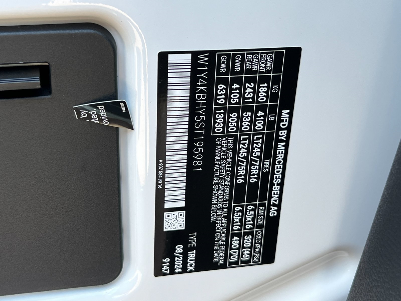 used 2025 Mercedes-Benz Sprinter 2500 car, priced at $49,590