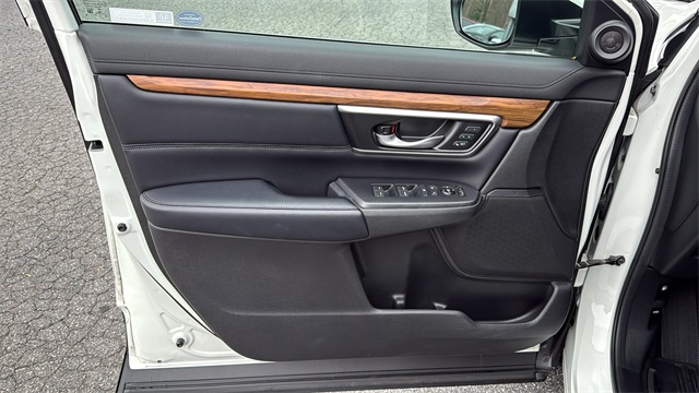 used 2018 Honda CR-V car, priced at $20,898