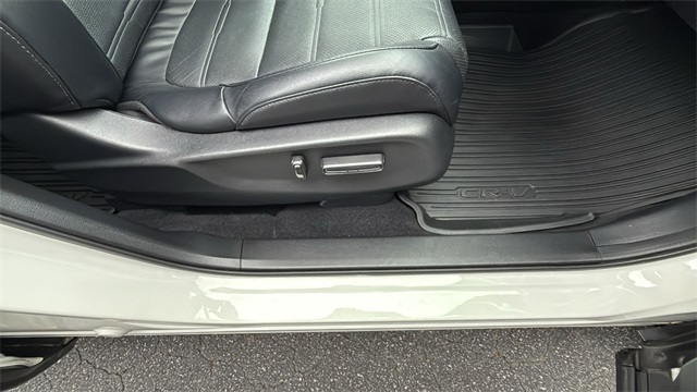 used 2018 Honda CR-V car, priced at $20,898