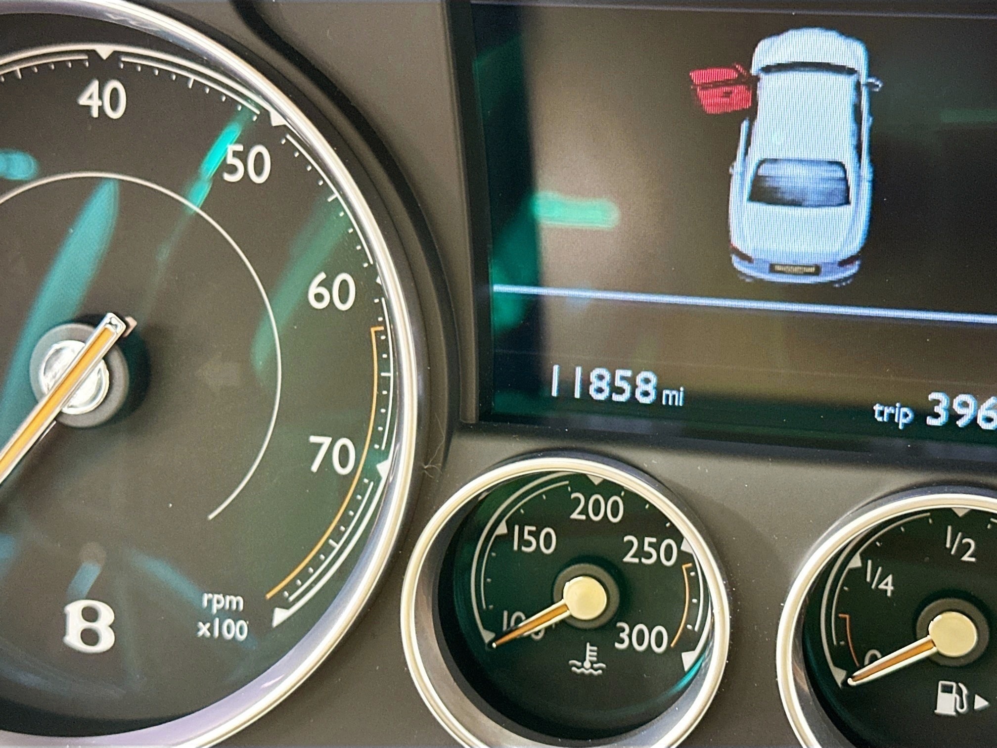 used 2018 Bentley Flying Spur car, priced at $114,999