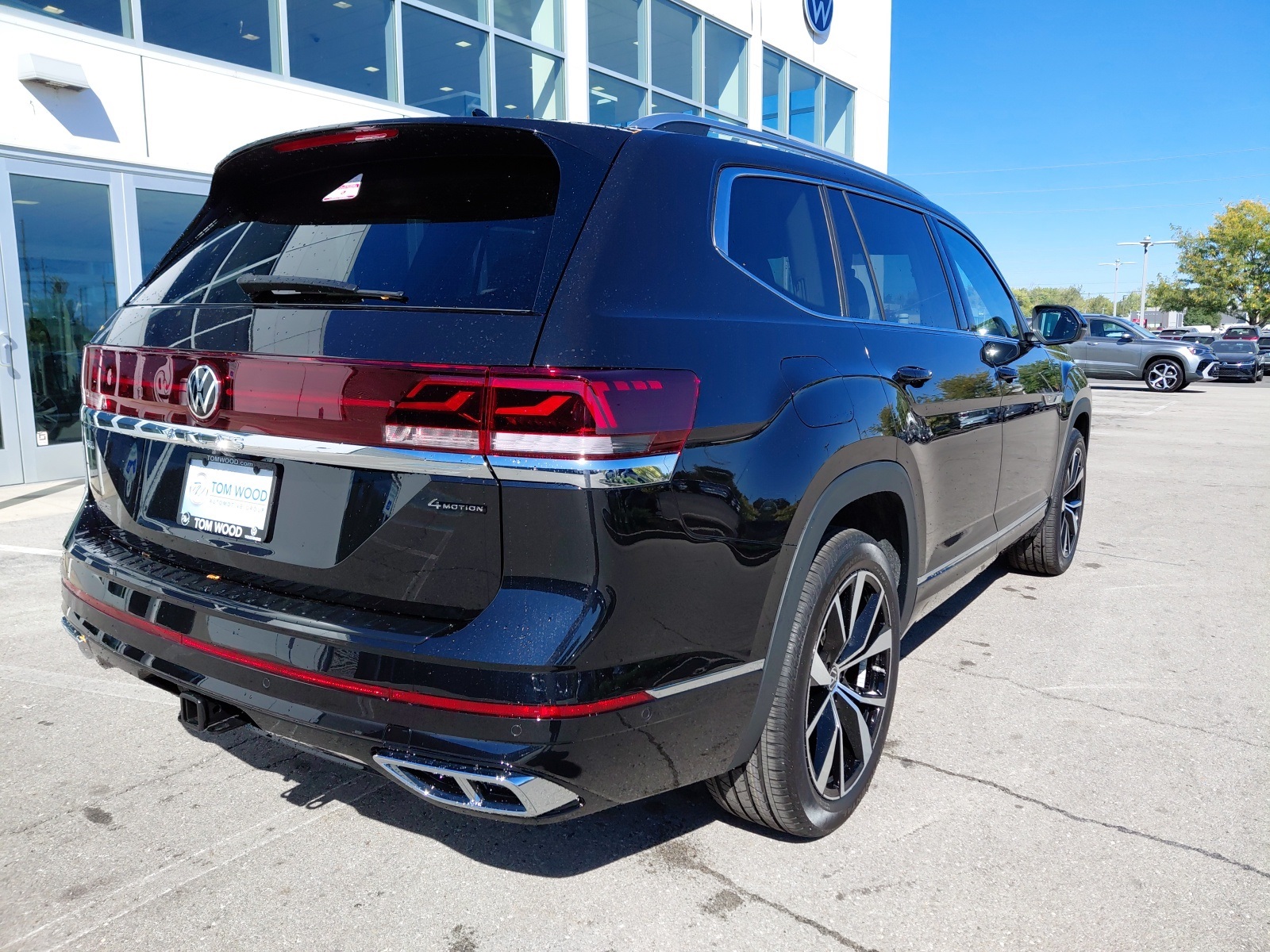new 2026 Volkswagen Atlas car, priced at $55,511