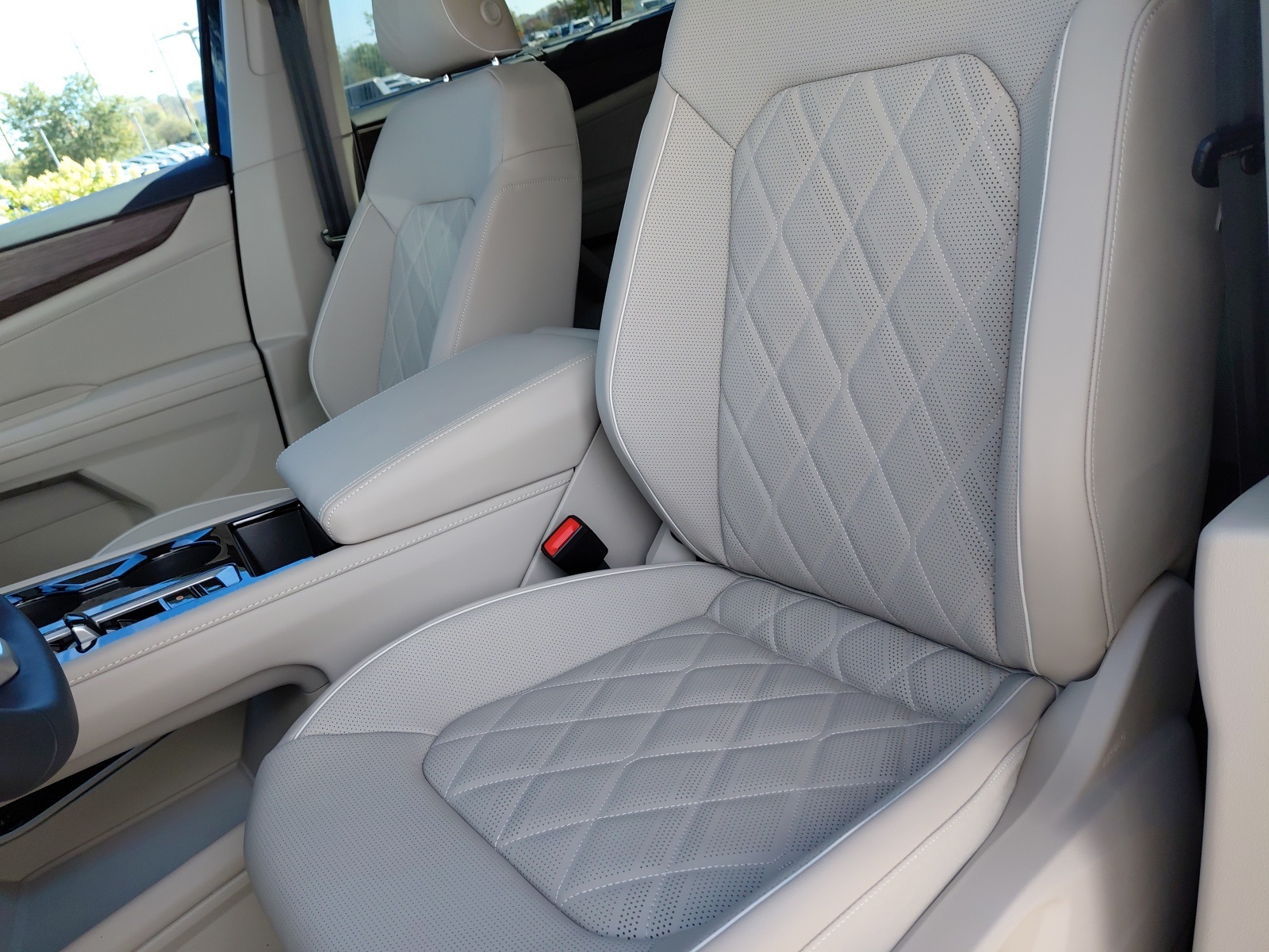 new 2026 Volkswagen Atlas car, priced at $55,511