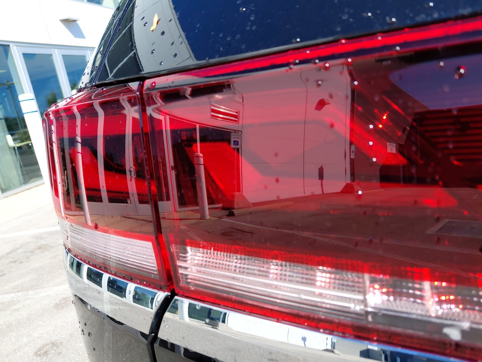 new 2026 Volkswagen Atlas car, priced at $55,511
