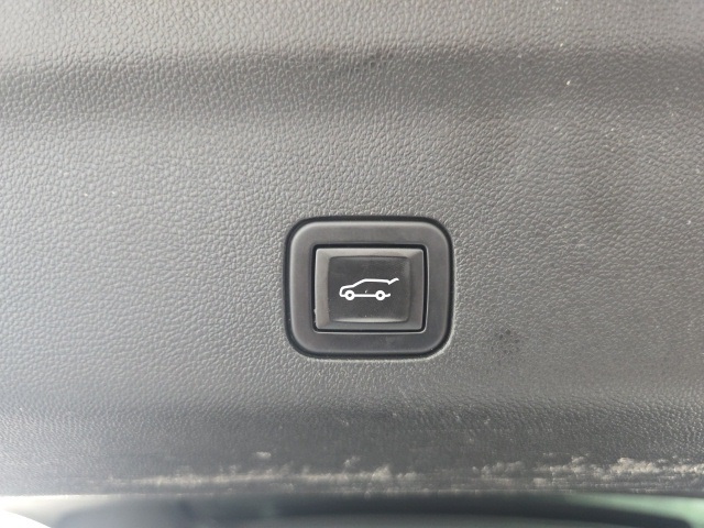 used 2021 GMC Yukon car, priced at $56,900