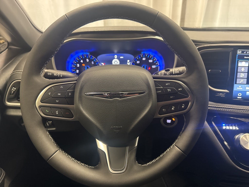 new 2025 Chrysler Pacifica car, priced at $44,473