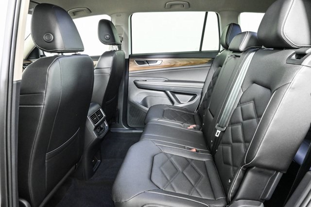 new 2025 Volkswagen Atlas car, priced at $39,922