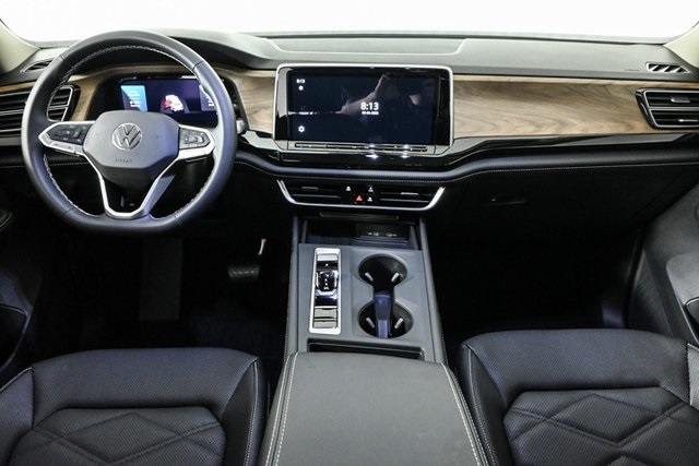 new 2025 Volkswagen Atlas car, priced at $39,922