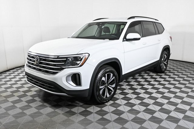 new 2025 Volkswagen Atlas car, priced at $39,922