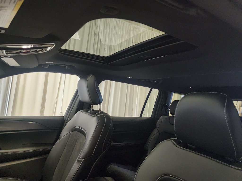 new 2025 Jeep Grand Cherokee L car, priced at $42,999