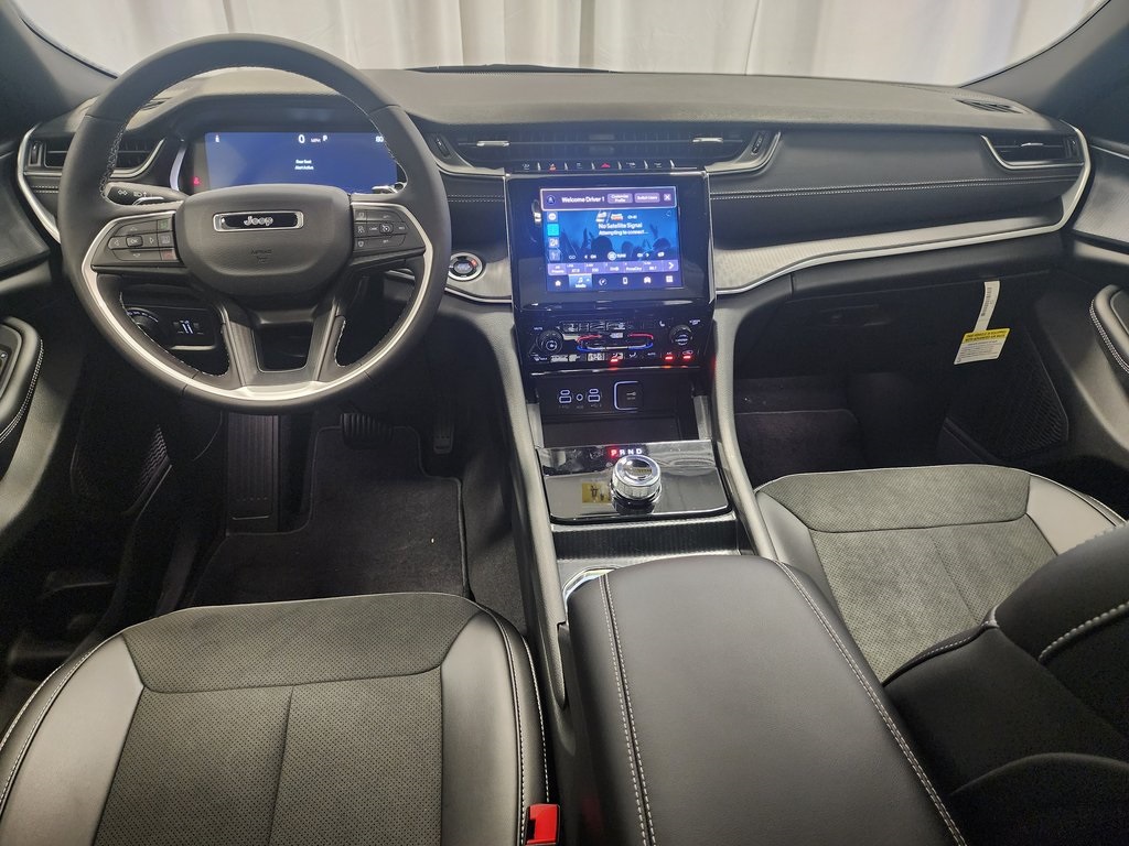 new 2025 Jeep Grand Cherokee L car, priced at $42,999
