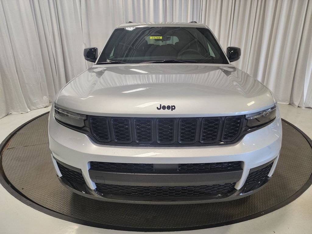 new 2025 Jeep Grand Cherokee L car, priced at $42,999