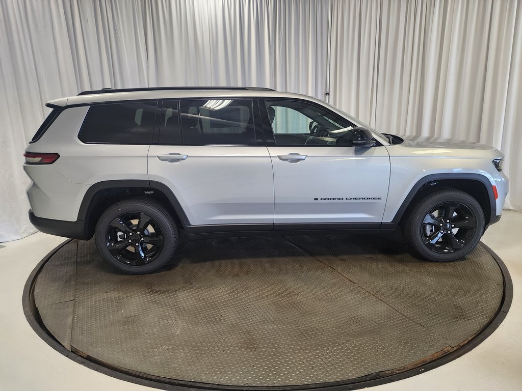 new 2025 Jeep Grand Cherokee L car, priced at $42,999