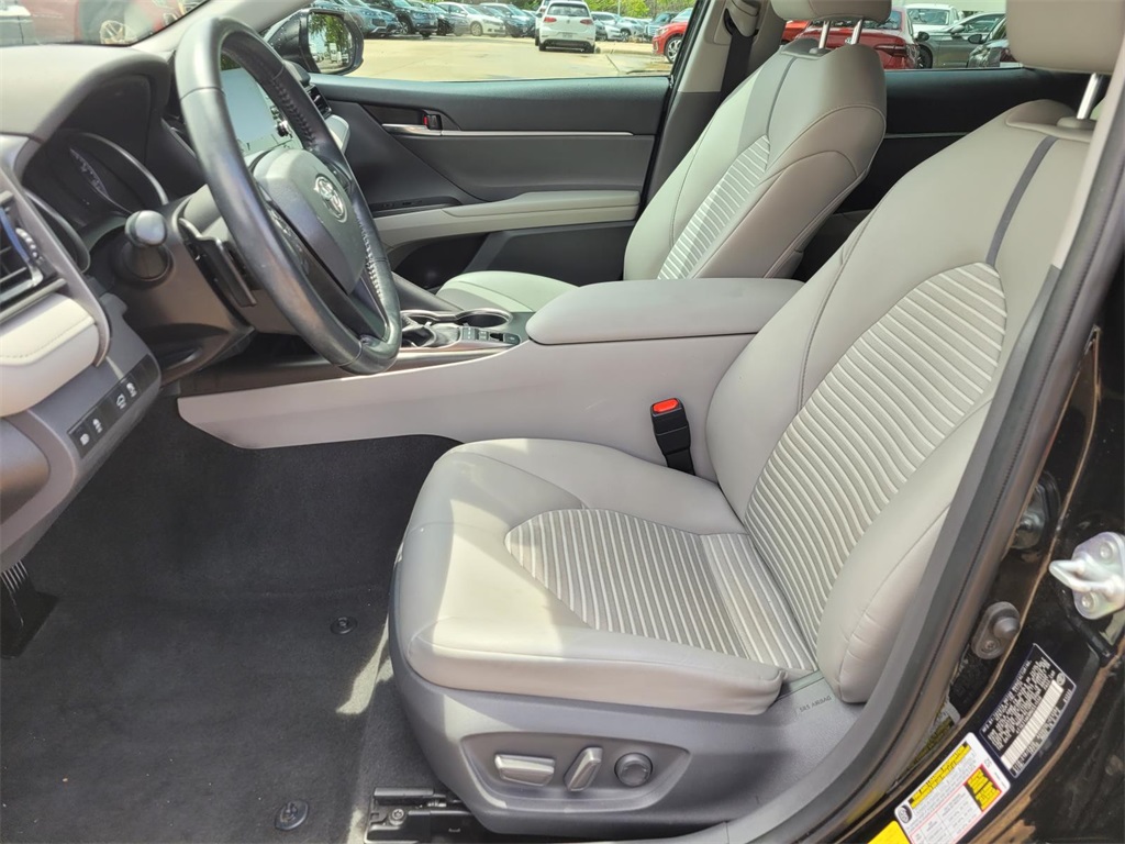 used 2021 Toyota Camry Hybrid car, priced at $25,390