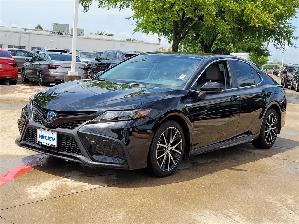 used 2021 Toyota Camry Hybrid car, priced at $25,390