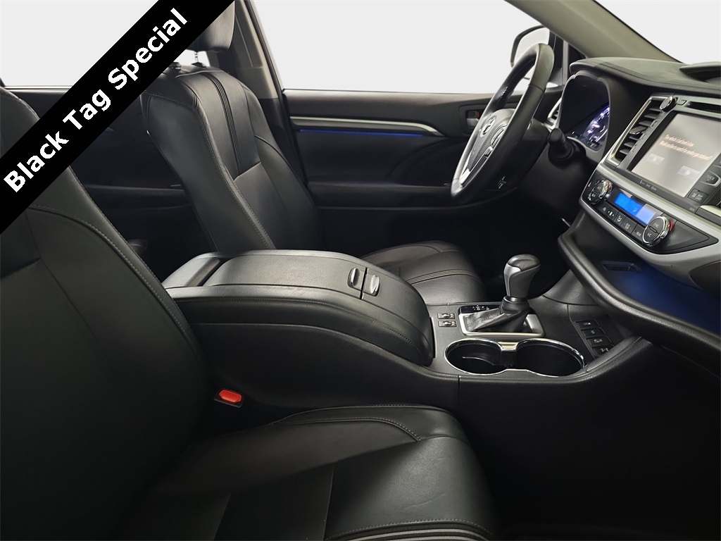 used 2017 Toyota Highlander car, priced at $23,777
