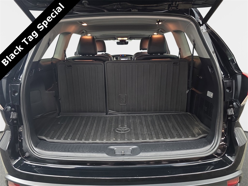 used 2017 Toyota Highlander car, priced at $23,777