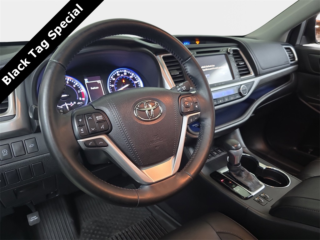 used 2017 Toyota Highlander car, priced at $23,777