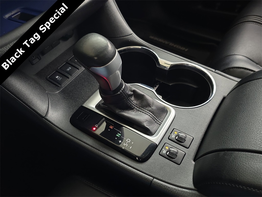 used 2017 Toyota Highlander car, priced at $23,777