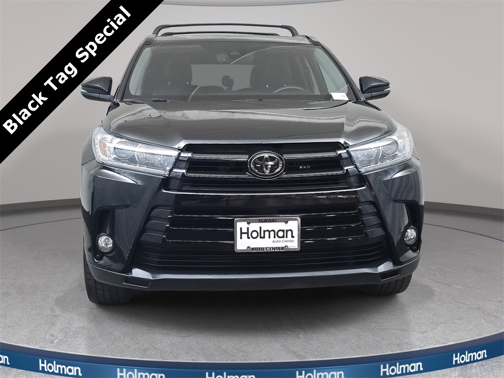 used 2017 Toyota Highlander car, priced at $23,777
