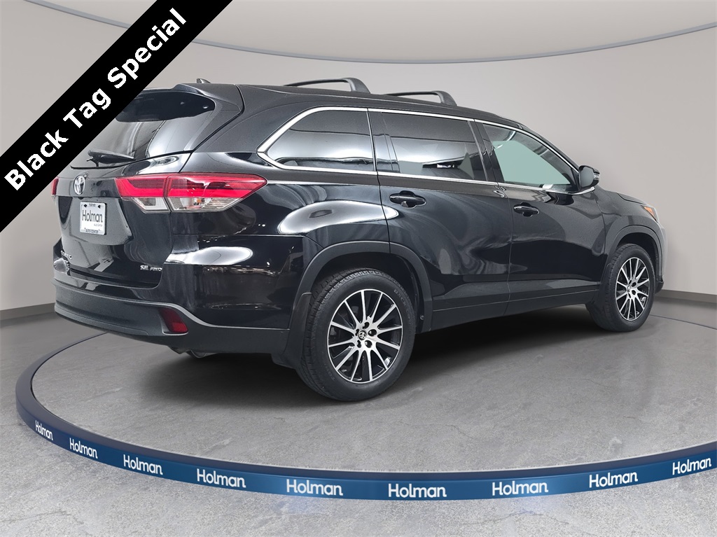 used 2017 Toyota Highlander car, priced at $23,777