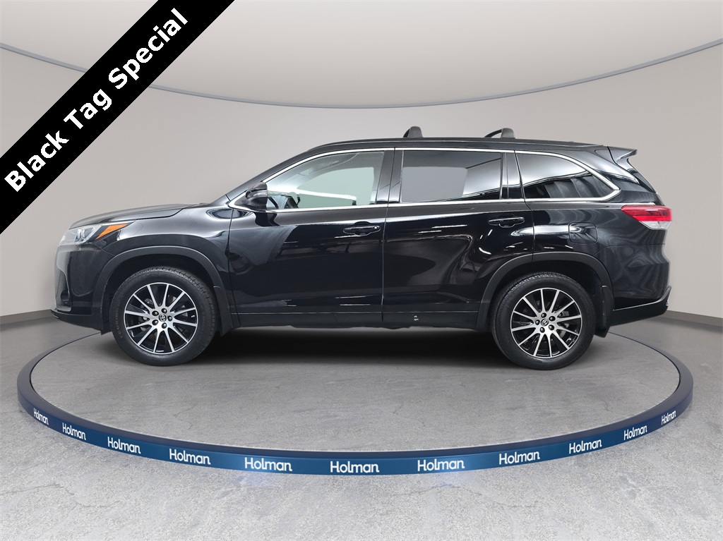 used 2017 Toyota Highlander car, priced at $23,777