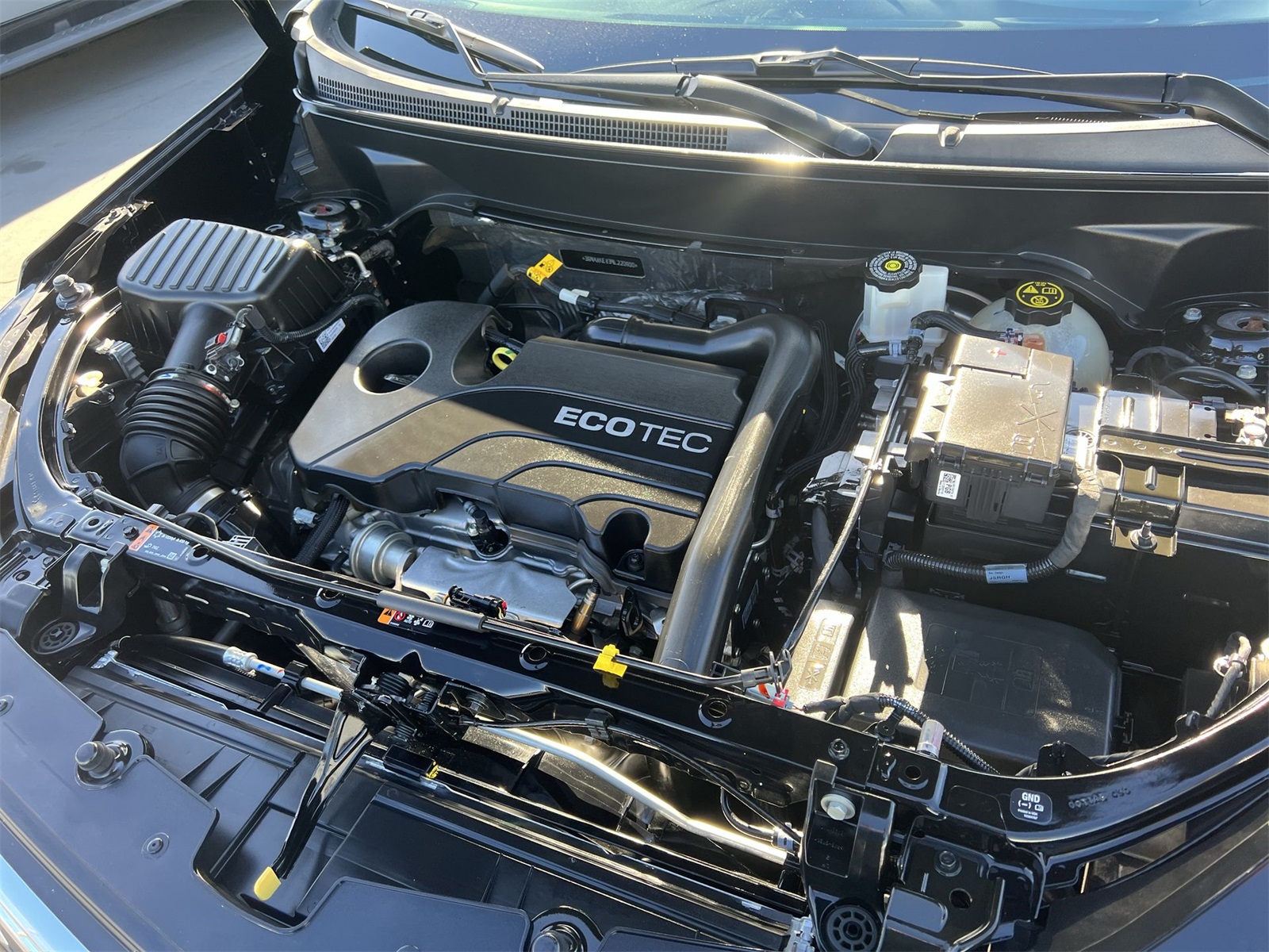 used 2022 Chevrolet Equinox car, priced at $23,991