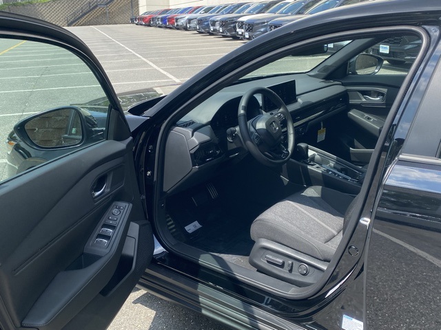 new 2025 Honda Accord Hybrid car, priced at $33,065