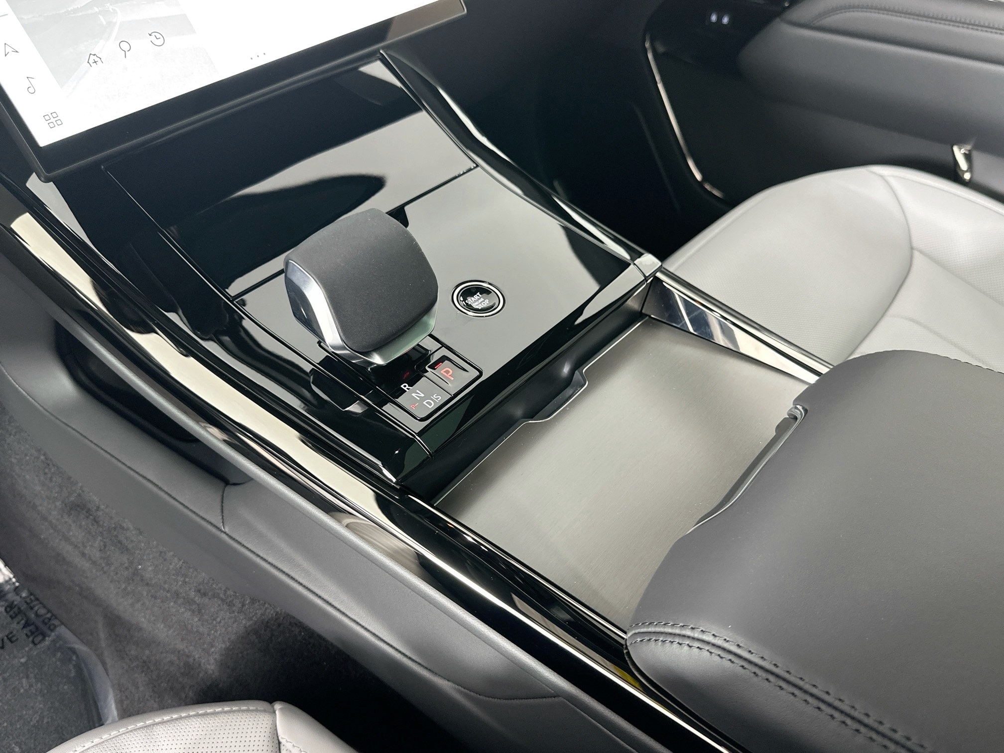 new 2025 Land Rover Range Rover Sport Plug-in Hybrid car, priced at $97,840
