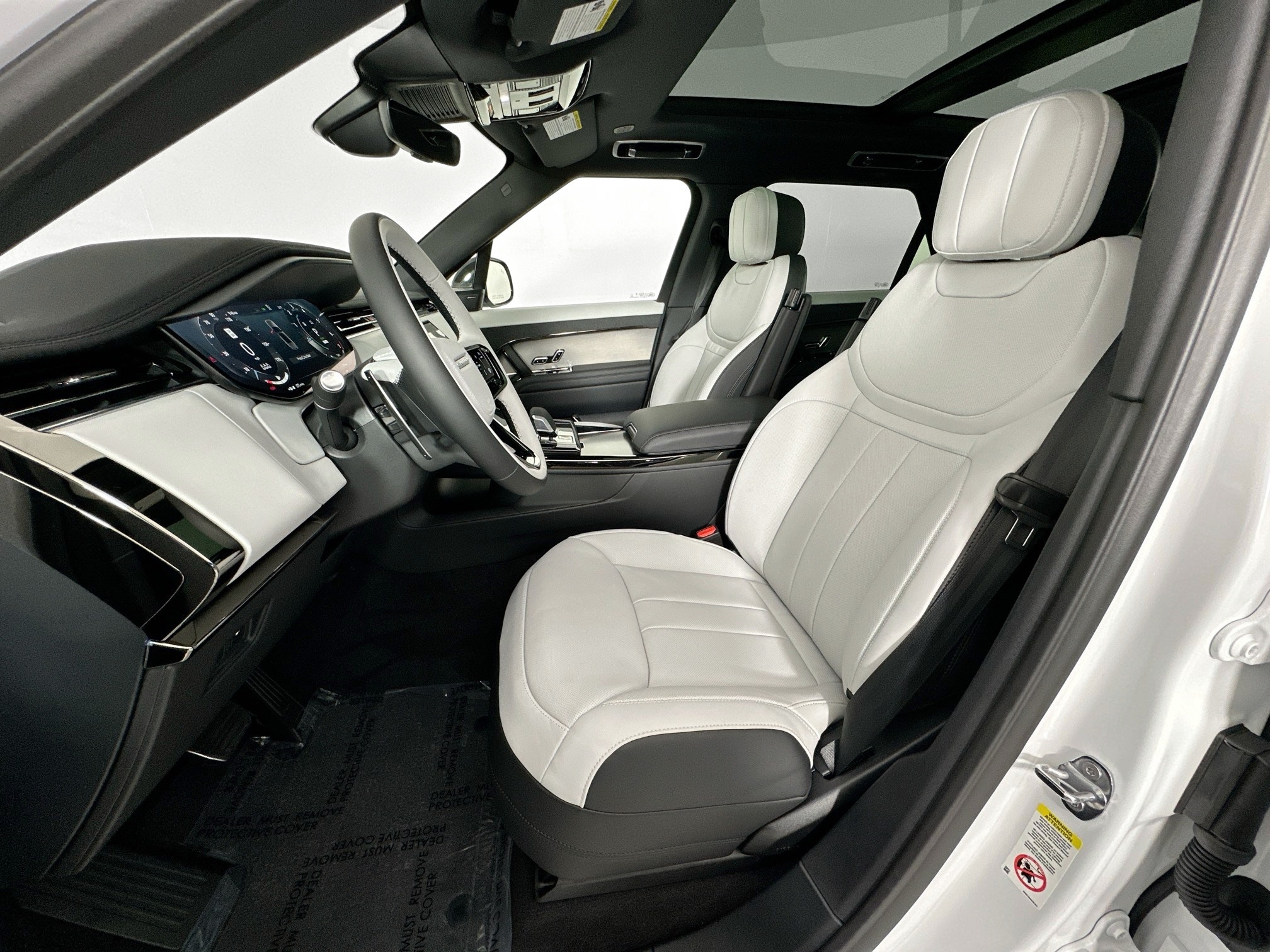new 2025 Land Rover Range Rover Sport Plug-in Hybrid car, priced at $97,840