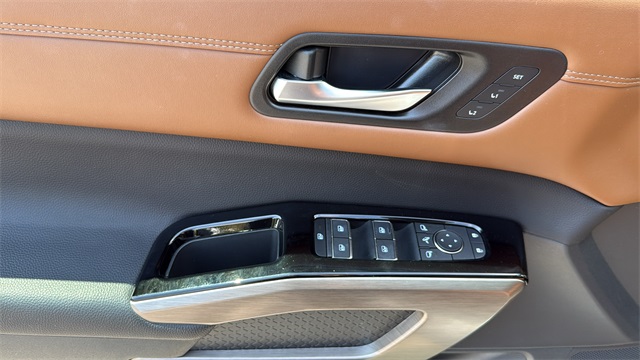 used 2024 Nissan Pathfinder car, priced at $38,871