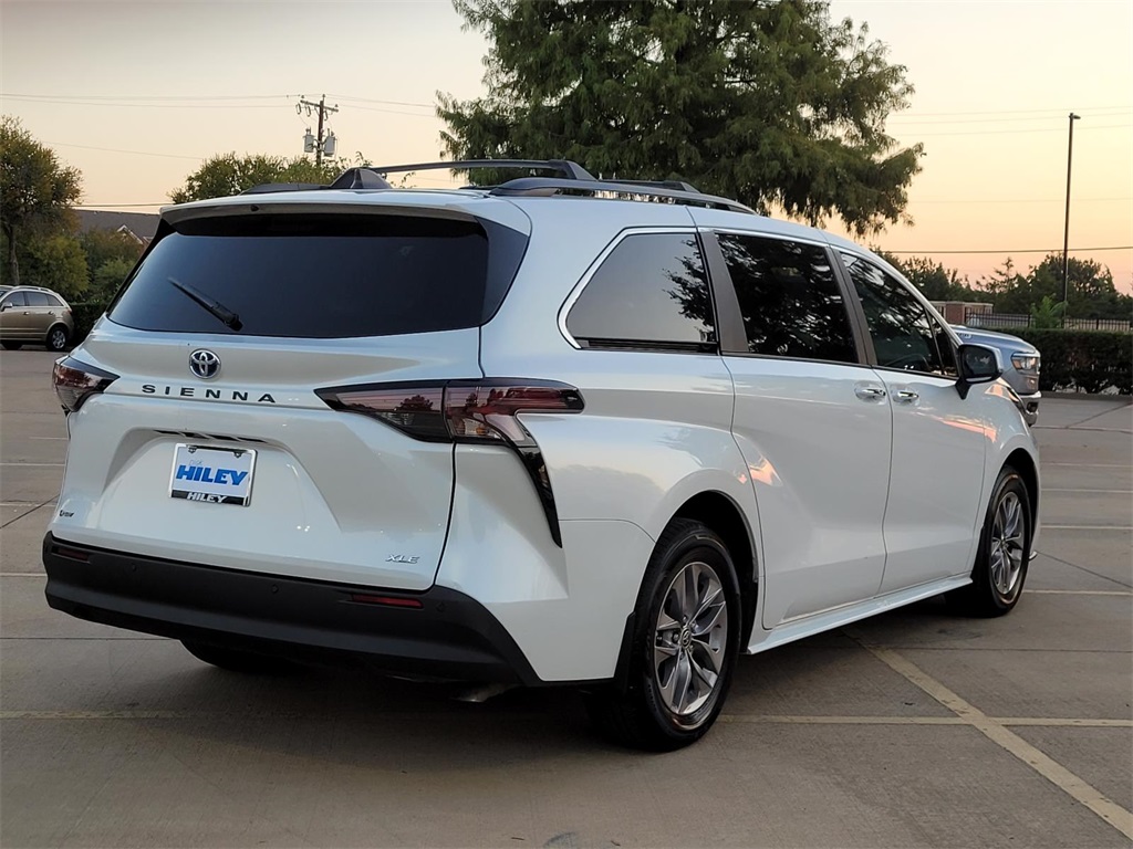 used 2025 Toyota Sienna car, priced at $45,757