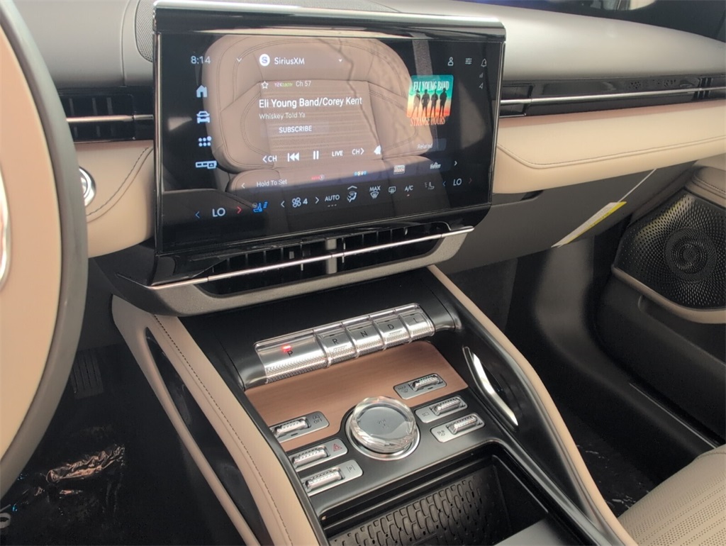 new 2025 Lincoln Nautilus car, priced at $68,184