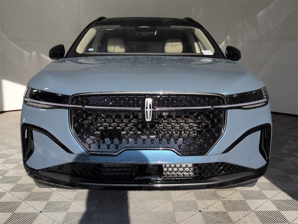 new 2025 Lincoln Nautilus car, priced at $68,184