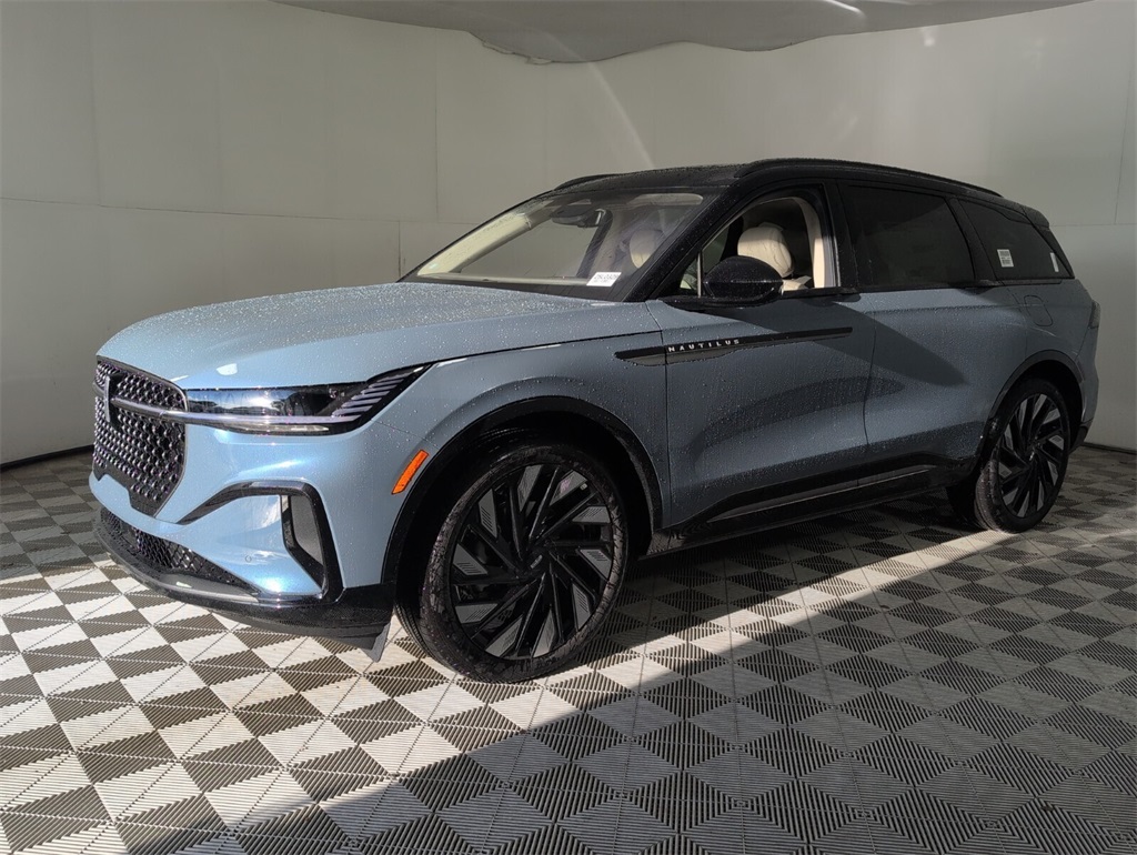 new 2025 Lincoln Nautilus car, priced at $68,184
