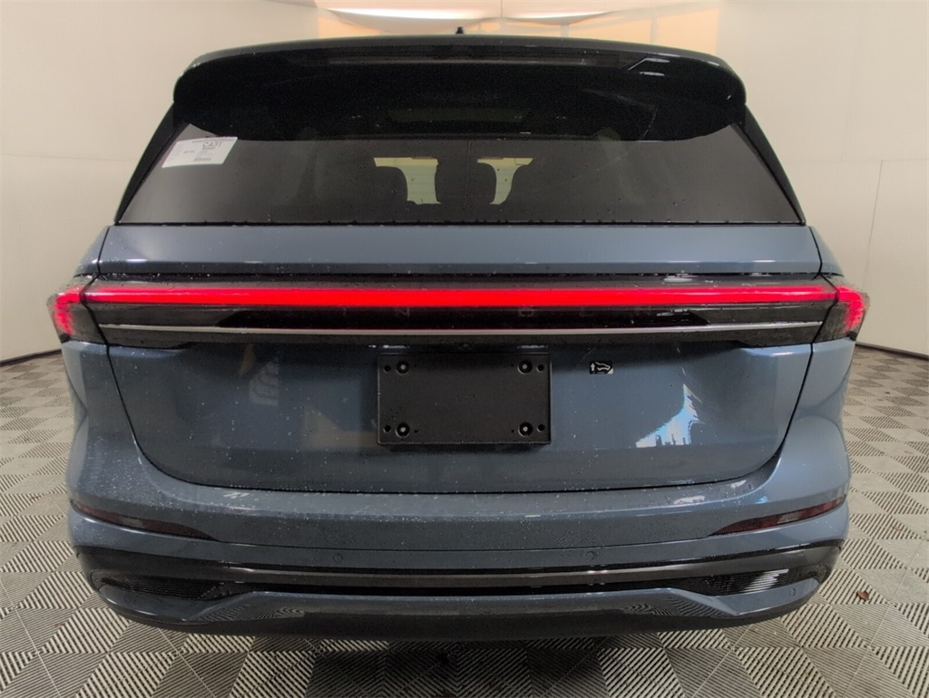 new 2025 Lincoln Nautilus car, priced at $68,184